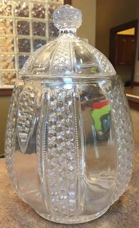 Brilliant (Stem 1001) Cracker Jar & Lid