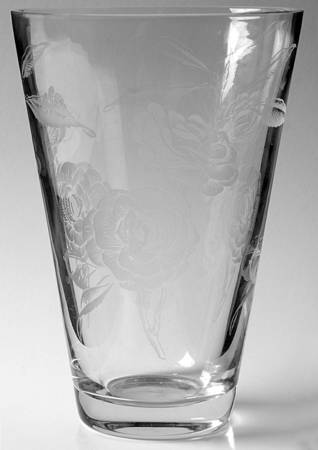 Camellia 8" Flip Vase