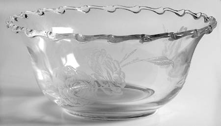 Camellia 7" Round Flared Bowl