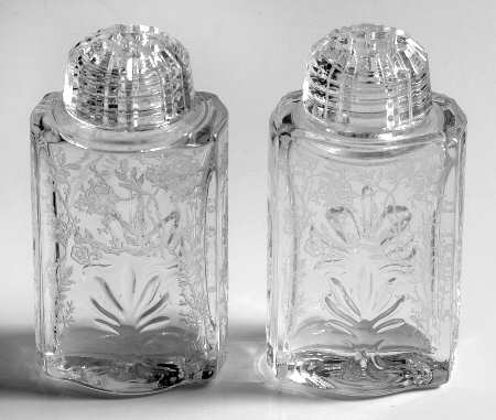 Chintz (Etched) Shaker Set with Plastic Lids (Baroque Shape)