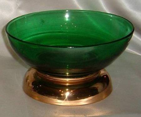 Emerald Glo 8" Round Bowl