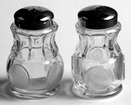 Coin Glass Clear Shaker Set w/Metal Lids