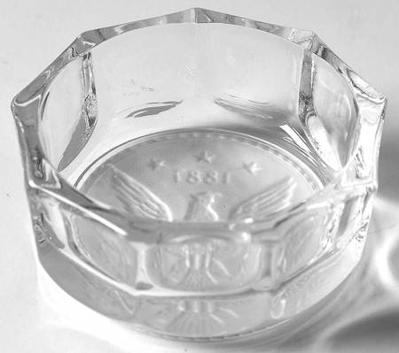 Coin Glass Clear Ashtray Lid No Slot for Cigarette Holder