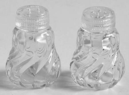 Colony Individual Shaker Set W/Plastic Lids