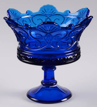 Crown Collection (Giftware) 9" Footed Bowl