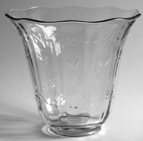 Eaton 7" Flower Vase