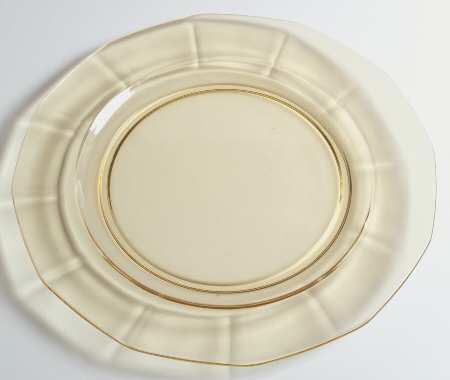 Fairfax Topaz (Yellow, Line 2375) Large Dinner Plate