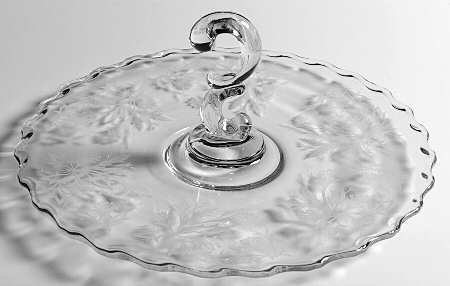 Heather Center Handle Tray