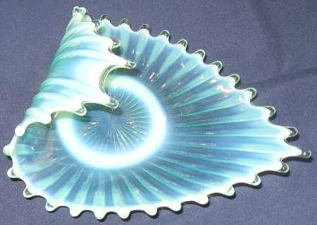 Heirloom Blue 7" Handled Bon Bon