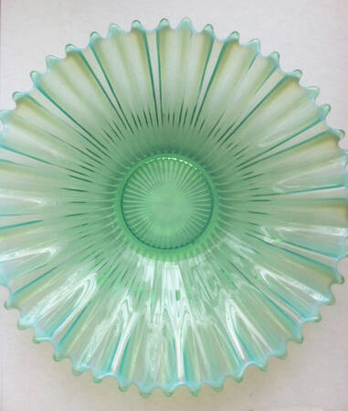 Heirloom Green 11" Round Crimped Bowl