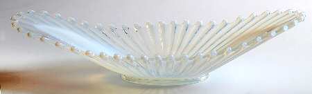 Heirloom White (Opal) 12" Oval Centerpiece