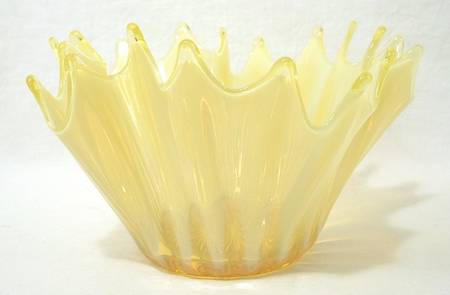 Heirloom Yellow 6" Round Crinkle Bowl