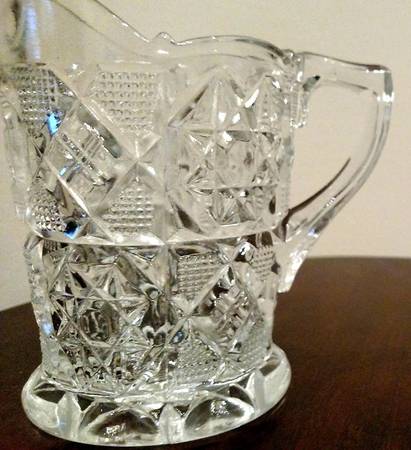 Heritage (Line #1871) Creamer
