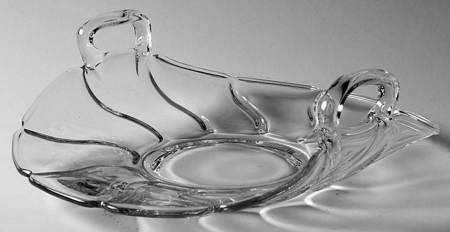 Jamestown Clear 9" Handled Muffin Tray