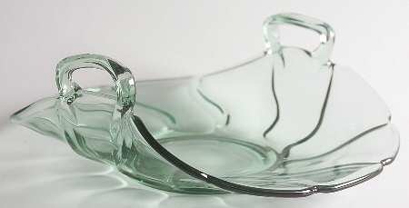 Jamestown Green 9" Handled Muffin Tray