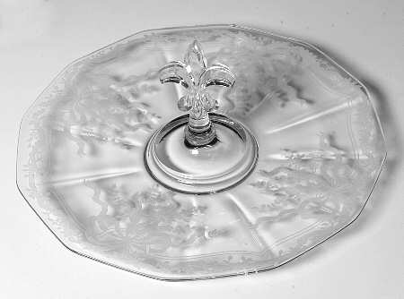 June Clear Center Handle Tray
