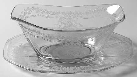 June Clear Sauce Boat with Underplate