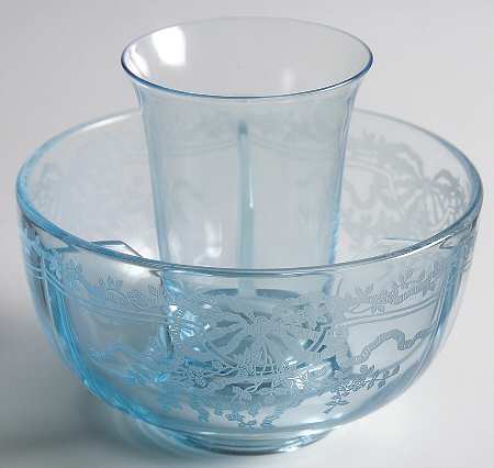 June Blue (Azure) Ice Dish with Tomato Insert