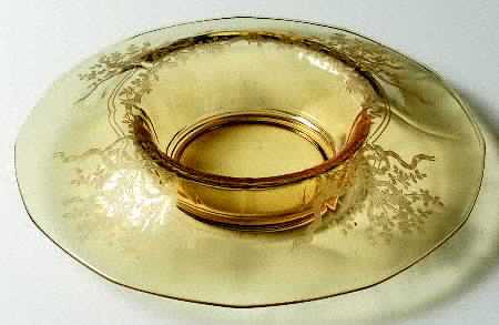 June Topaz (Yellow) 12" Centerpiece