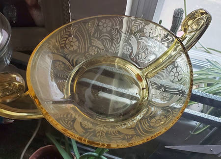 Kashmir Topaz (Stem 5099) 14" Oval Handled Bowl