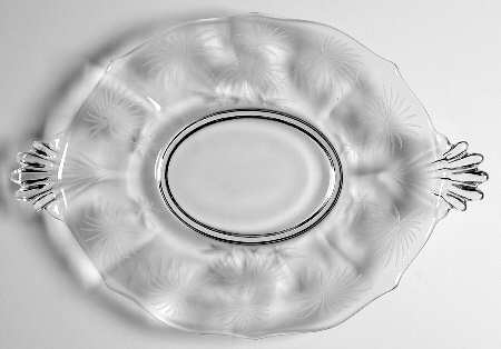 Lido Clear 8" Oval Handled Tray (Baroque Shape)