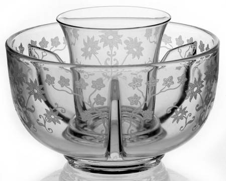 Manor Clear Ice Dish with Crab Insert