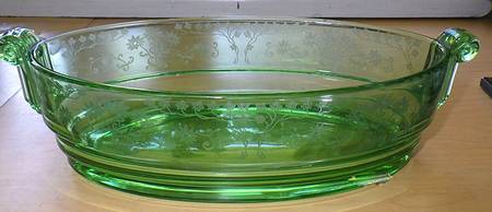 Manor Green 11" Oval Bowl