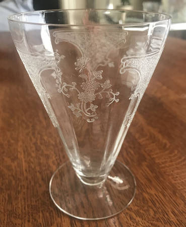 Melrose Footed Tumbler