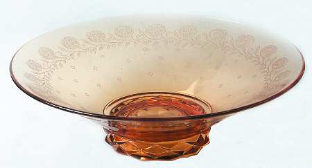New Garland Amber 10" Footed Round Bowl