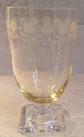 New Garland Topaz (Yellow, Stem 4020) Footed Tumbler