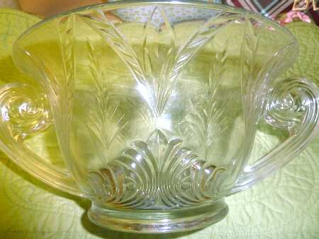 Palmetto Handled Bowl