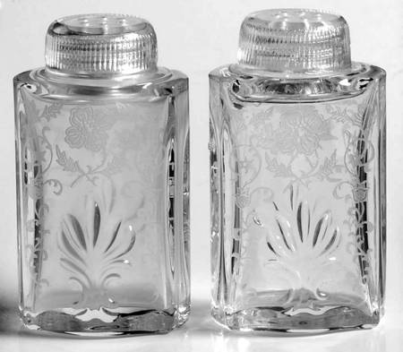 Shirley Shaker Set with Glass Lids (Baroque Shape)