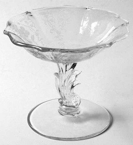 Shirley 4" X 6" Baroque Shape Comport