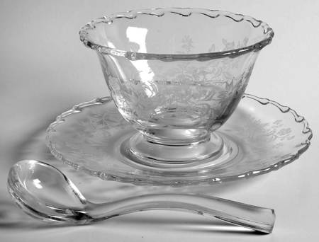 Starflower Mayonnaise Bowl, Underplate and Ladle