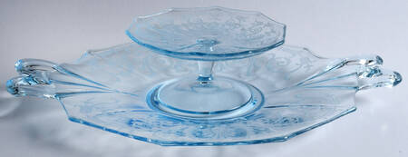Versailles Blue (No Trim) Handled Cheese & Cracker Set