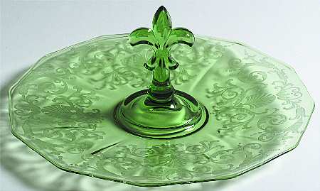 Versailles Green (No Trim) Center Handle Tray