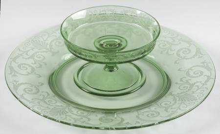 Versailles Green (No Trim) Cheese & Cracker Set
