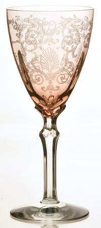 Versailles Pink Wine Glass