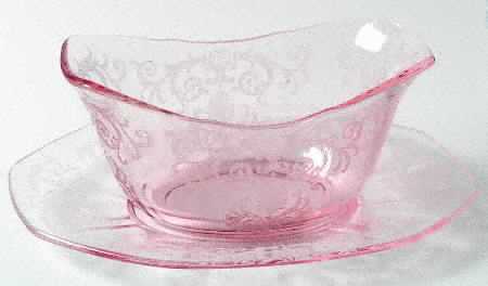 Versailles Pink Sauce Boat with Underplate