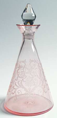 Versailles Pink Decanter & Stopper