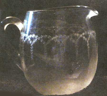 DE103 Pitcher