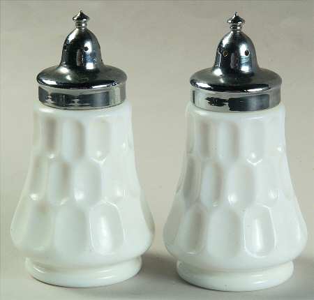 Thumbprint Milkglass Shaker Set w/Metal Lids