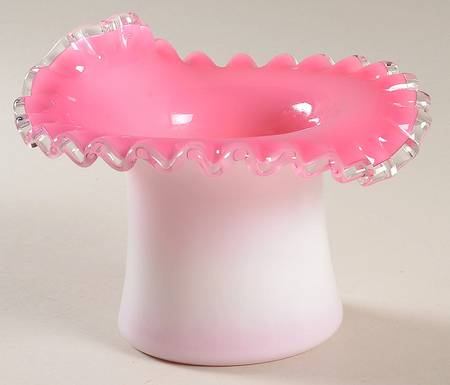 Peach Crest 5" Top Hat Vase