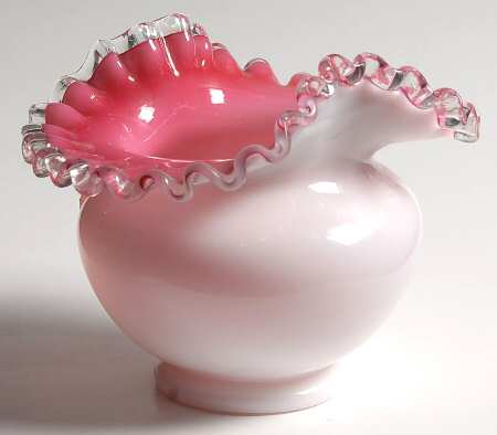 Peach Crest 4" Double Crimped Square Vase