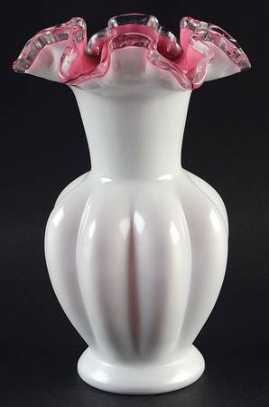 Peach Crest 8" Flower Vase