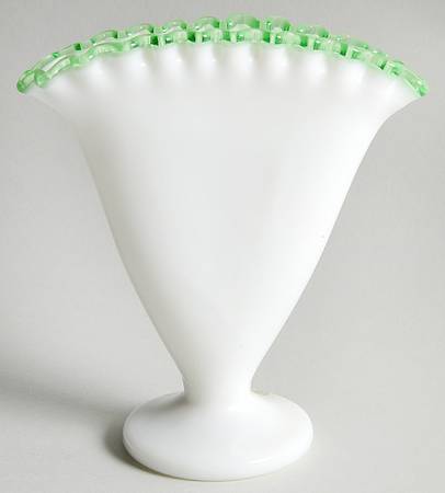 Emerald Crest 6" Fan Vase