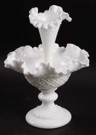 Diamond Lace Milk Glass Footed Epergne Bowl with Vase