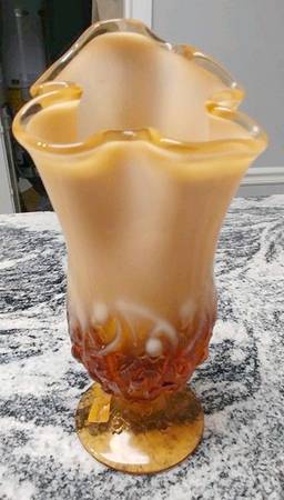 Lily of the Valley Cameo (Opalescent) Handkerchief Vase