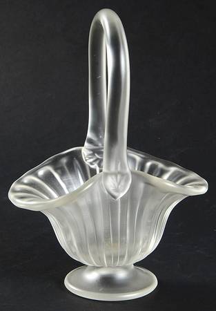 Crystal Velvet #9431 Faberge 5" Basket