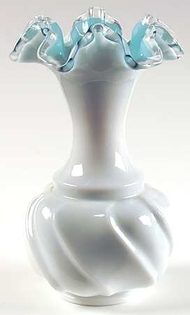 Silver Jamestown Crest 6" Crimped Vase